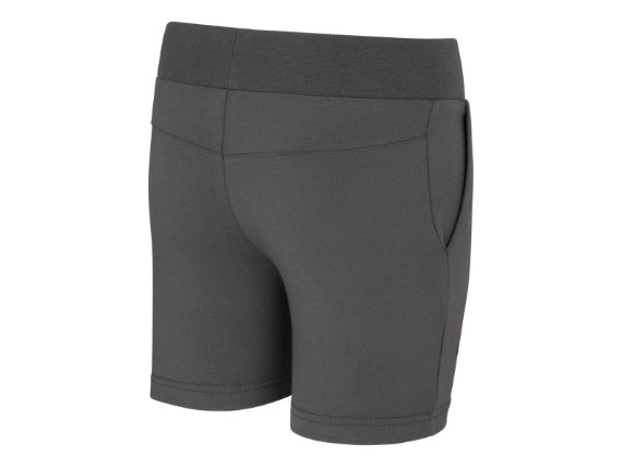 pho_pw_pers_rs_3pw25001800x_kids_hero_set_shorts_back_lifestyle_ii__sall__awsg__v1