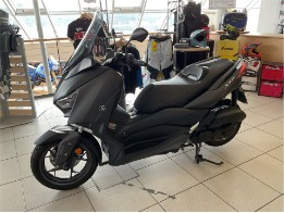 XMAX 125