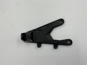 Fußrastenhalter vorne links YZF R1