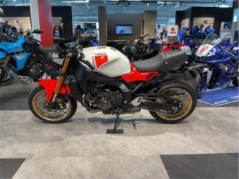 XSR900