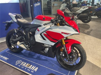 R7