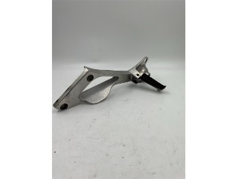 Fußraste hinten links 2GH-27431-00