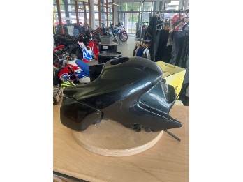 Pegaso 650 Benzintank Tank Benzinhahn