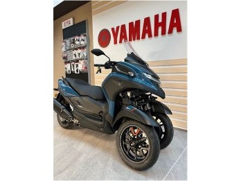 Tricity 300