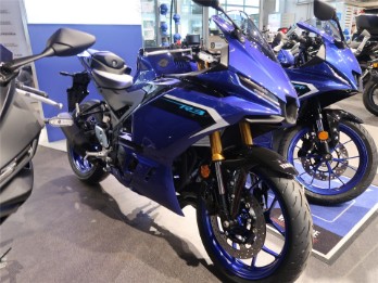 YZF-R3
