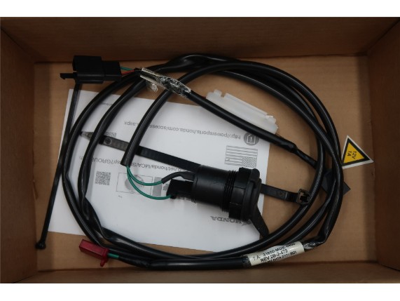 08E70-MKA-D80, Kit,Acc Socket NC 750 X S