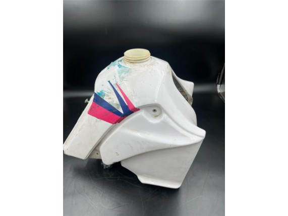 94111f0e40a744ff86ece4a42a8763ac