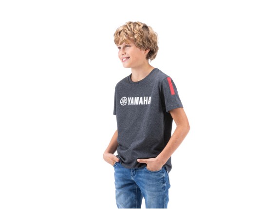B23-RV310-F0-08-23-Revs-kids-T-shirt-Nigel-EU-Studio-004_Tablet