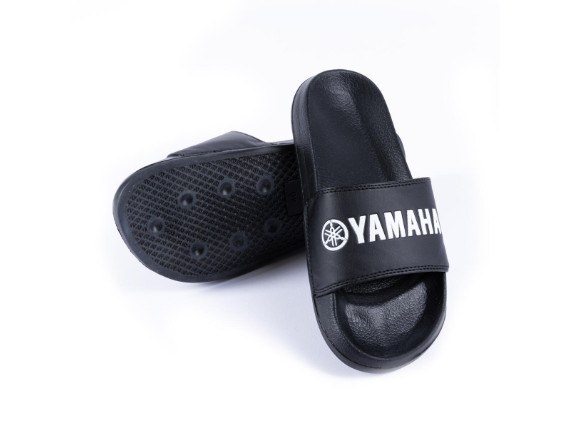 N23-RV305-B9-37-Yamaha-REVS-Beach-Sliders-black-EU-Studio-013_Tablet
