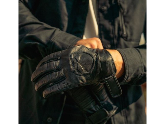 hand