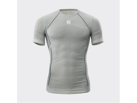 pho_hs_pers_vs_118527_3hs23001110x_carbon_undershirt_short_front__sall__awsg__v1