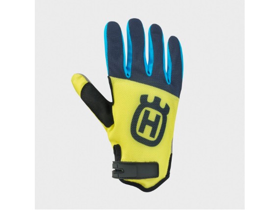 pho_hs_pers_vs_3hs24001810x_kids_railed_edrive_gloves_front__sall__awsg__v1