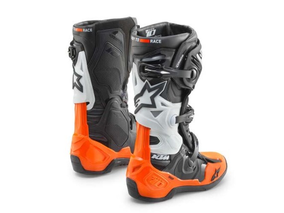 pho_pw_pers_rs_483090_3pw23000540x_tech_10_boots_back_offroad_equipment__sall__awsg__v2