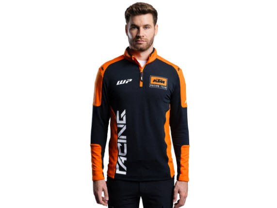 pho_pw_pers_vs_3pw24000430x_team_halfzip_sweater_onmodel_front_alternative___kopie__sall__awsg__v1