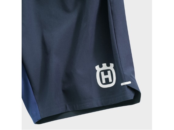 pho_hs_closeup_59577_3hs20001140x_accelerate_shorts_detail_2__sall__awsg__v1