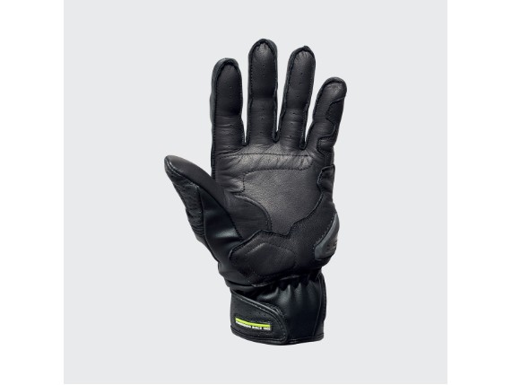 pho_hs_pers_rs_51217_3hs191130x_pilen_gloves_back__sall__awsg__v1