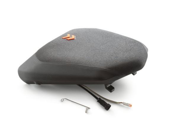 pho_pp_nmon_63507947000_ergo_pillion_seat__2___sall__awsg__v1