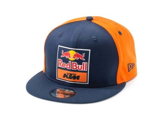 pho_pw_pers_vs_549074_3rb240004000_replica_team_flat_cap_front_casual___accessories__sall__awsg__v1