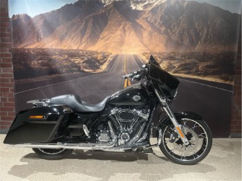 FLHXS Street Glide Special