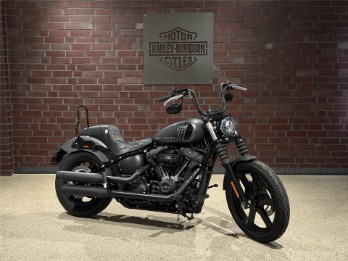 FXBBS Softail Street Bob