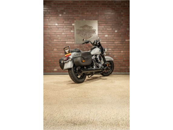 HARLEY-DAVIDSON FLHC Softail Heritage Classic, 0017519
