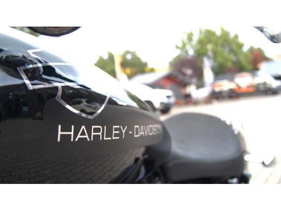 HARLEY-DAVIDSON XL883L Sportster SUPERLOW, 5HD4CR2C4DC407898
