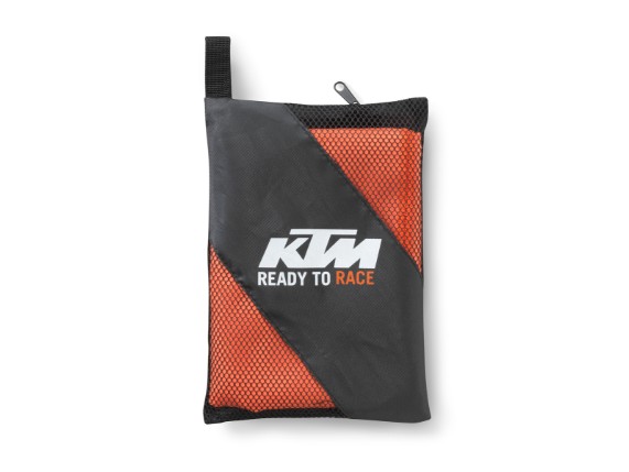 pho_pw_pers_vs_328597_3pw210020300_unbound_sports_towel_bag__sall__awsg__v1