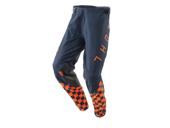 pho_pw_pers_vs_334971_3pw21000310x_prime_pro_pants_front__sall__awsg__v1