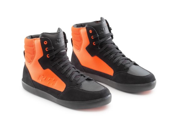 pho_pw_pers_vs_361611_3pw21000690x_j_6_air_shoes_front__sall__awsg__v1