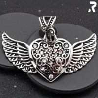 Rockyfy Edelstahl Kettenanhänger "Iron Seraph" by Rockyfy – Geflügeltes Herz mit Kristallen ADF022