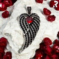 Rockyfy Heart Wing Red by Rockyfy – Edelstahl-Anhänger mit rotem Herzstein ADF013