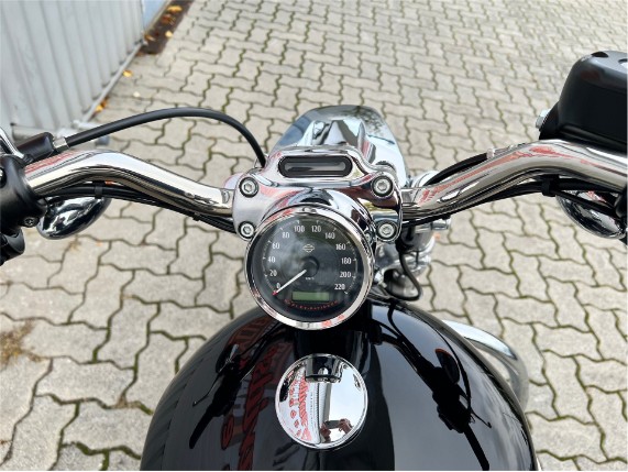 0130b918be48481f90a0e6d54c2575bf