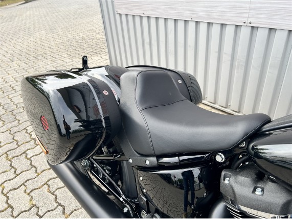 0699d45dd4ed41ac90a7eb8c3dd42276