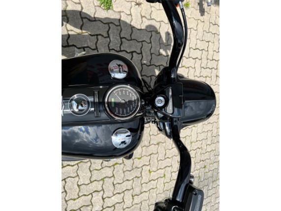 11d58845af5a4e439c11571c099053ff