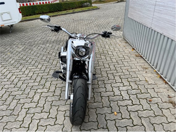 15898a7d8f104fd9a90177c194cf99b9