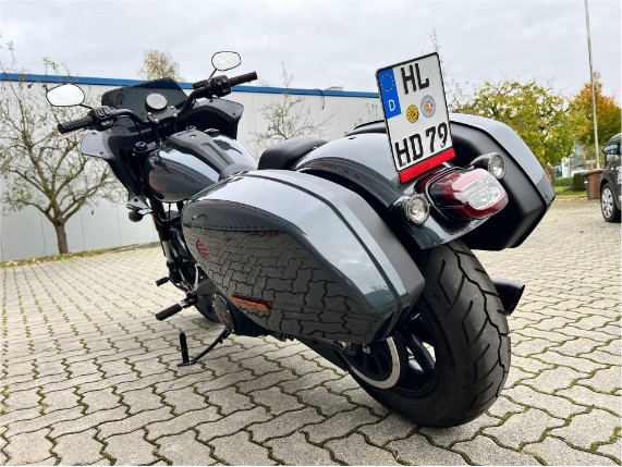 1e0304dea08e42e6a556bfc01592dac1