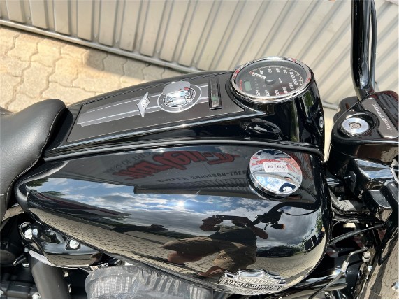 218ba78fcdb346929dafbac2970bc2c8