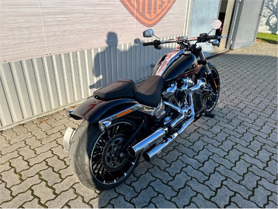 3d30d730db9d41af8e8b0942539bb720