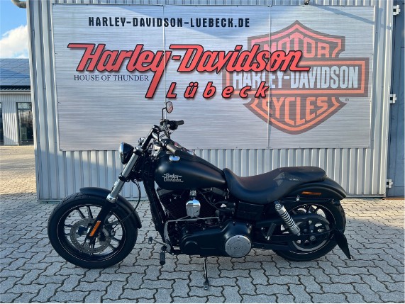 533fd886c3d3423eab4810a3ee1c3e4b