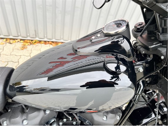 8855f8e30db84045abb0d13c67e4b340