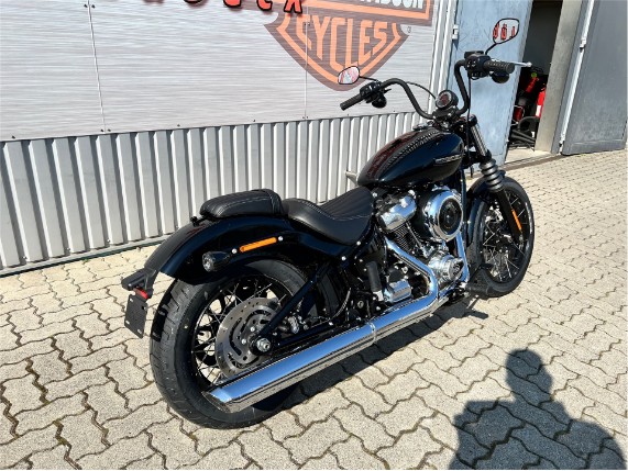 93eb0971647f4d80bbc30710b044da68