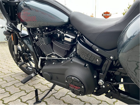 94003aa0c2e246d1b15859fe7b6d544f