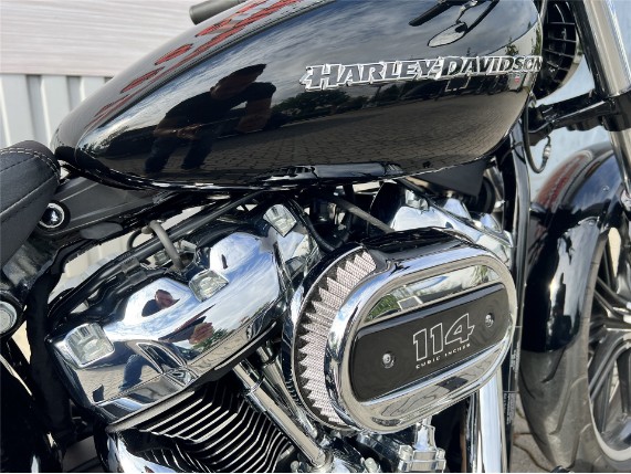 b622e718ad9443a3a688ae6249dcb716