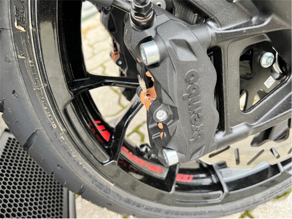 be980a572ba04359bc5b8f8a4e323110