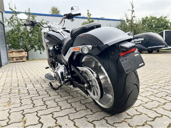 d22380b2b742415c8f950d0f74db4c84