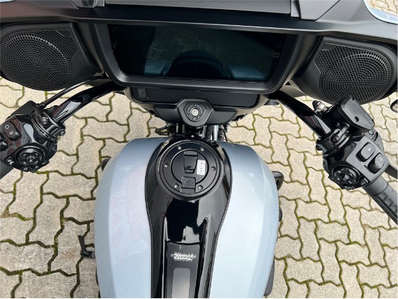 d3b9e5bb21d74ab38ed0a353f5b7f834