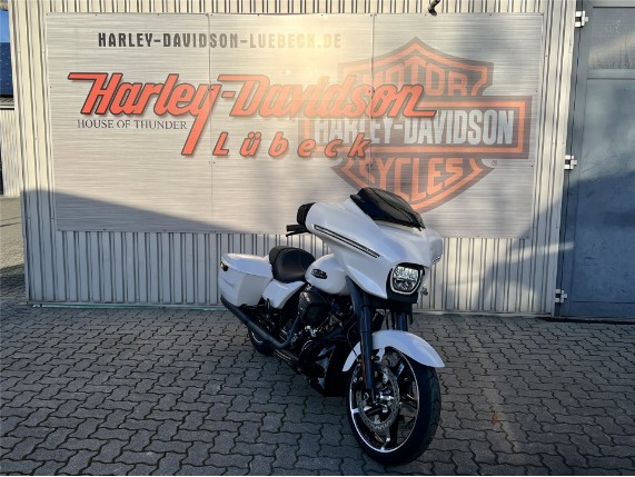 Harley-Davidson FLHX Street Glide White Onyx P, 0003584