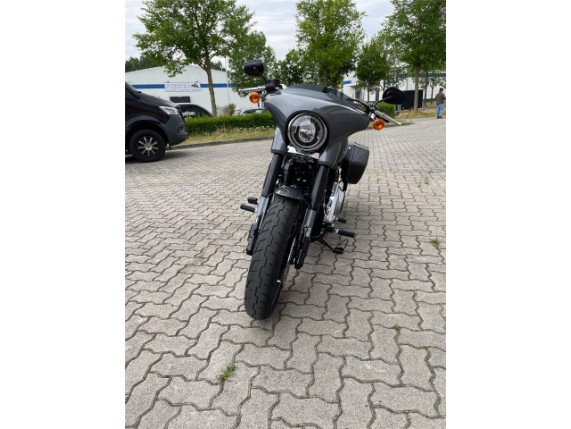 Harley-Davidson FLSB Sport Glide GAUNT GRY MT, 5HD1YMJ42NS058085