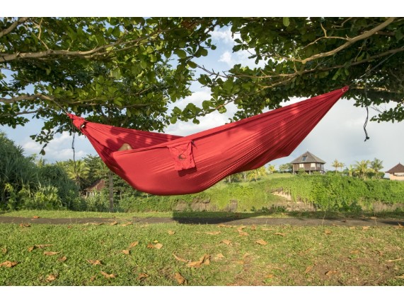 2018-04-08_compact_burgundy_TMC34_countryside_ticket_to_the_moon