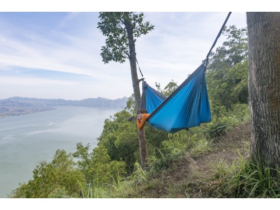 2018-10-26_hammock_original_aqua_dark-grey_TMO1503_king-size_TMK1503_girl_cute_lake_volcano_ticket_to_the_moon-2 (1)